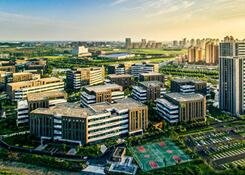 全國(guó)人大代表、沈陽(yáng)市委書(shū)記王新偉：沈陽(yáng)將積極融入國(guó)家戰(zhàn)略性新興產(chǎn)業(yè)集群建設(shè)